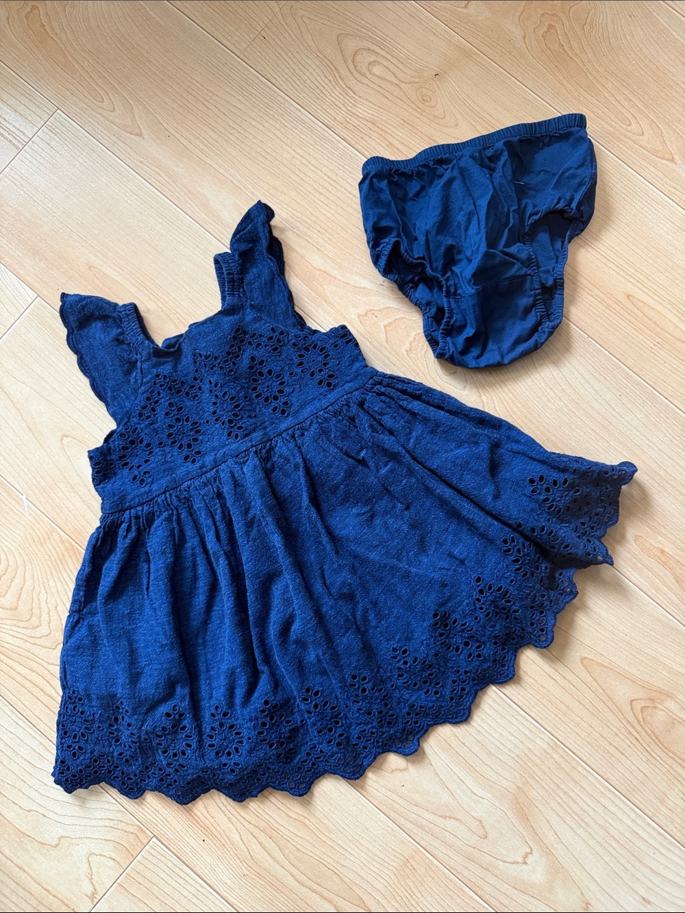Baby Gap Kids Girls Navy Blue Eyelet Sundress with Bloomers Size 2T